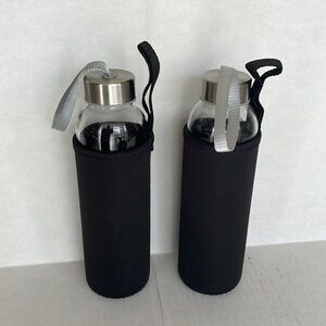 2 x glass water bottle with case straps 20 oz. clear black